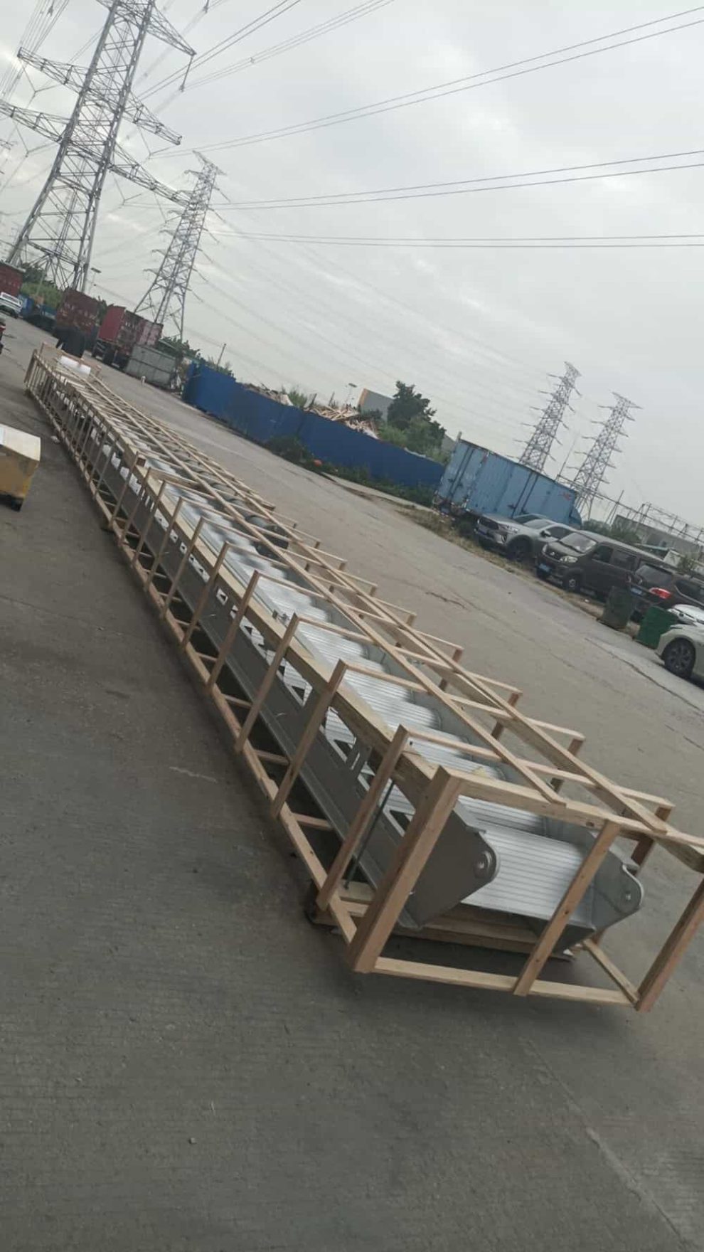 22米超长登船梯国际陆运