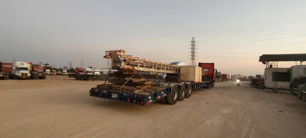 22米超长登船梯国际陆运