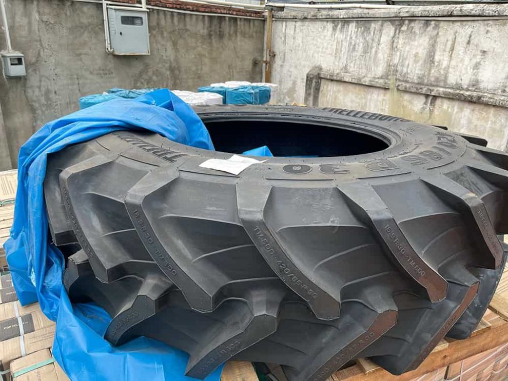 超大工程车轮胎