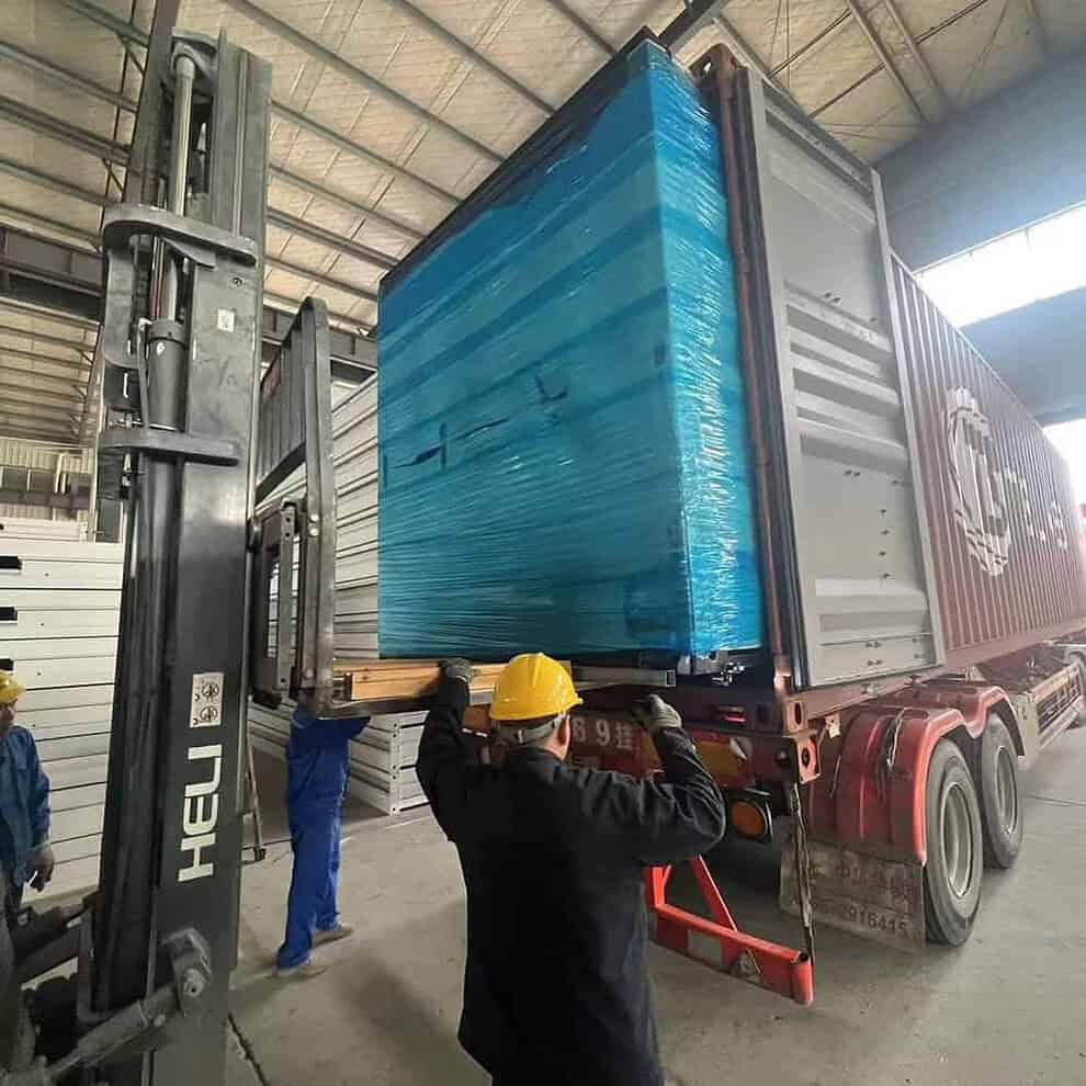 集装箱房 container house